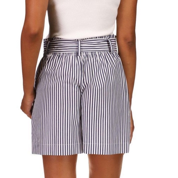 Michael Kors Navy Stripe Paper Bag Shorts NWOT Size 6 - Picture 3 of 12